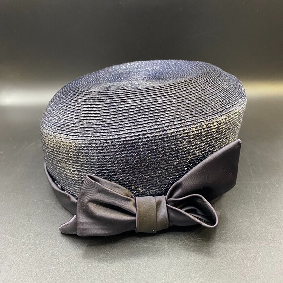 Vintage Darcel Pill Box Straw Hat Large Ribbon Trim Black Made in VTG USA - Picture 1 of 13